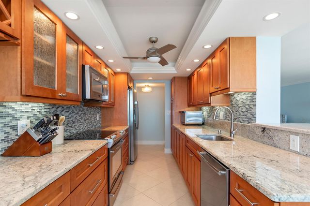 1620 S Ocean Boulevard 10m, Lauderdale By The Sea, FL 33062