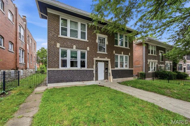2845 Meramec Street, St Louis, MO 63118