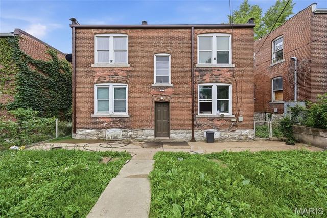 2845 Meramec Street, St Louis, MO 63118
