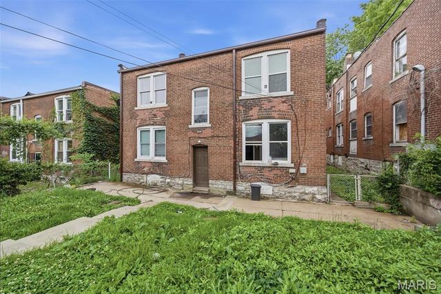 2845 Meramec Street, St Louis, MO 63118