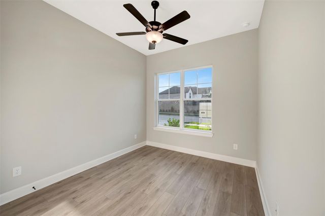 450 Silver Moon Way, Katy, TX 77493