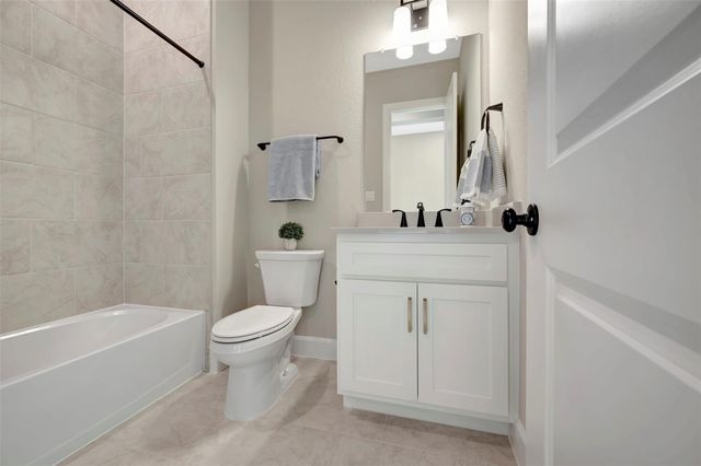 450 Silver Moon Way, Katy, TX 77493