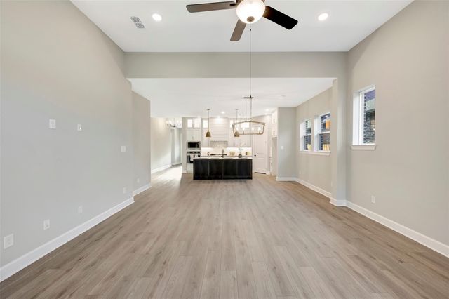 450 Silver Moon Way, Katy, TX 77493