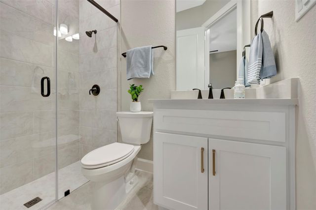 450 Silver Moon Way, Katy, TX 77493