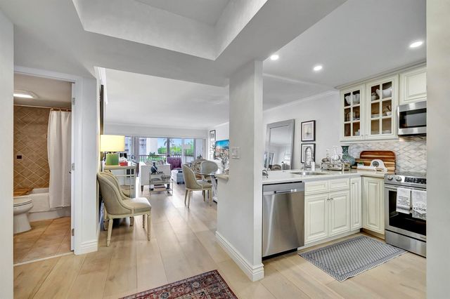 1537 E Hillsboro Boulevard 239, Deerfield Beach, FL 33441