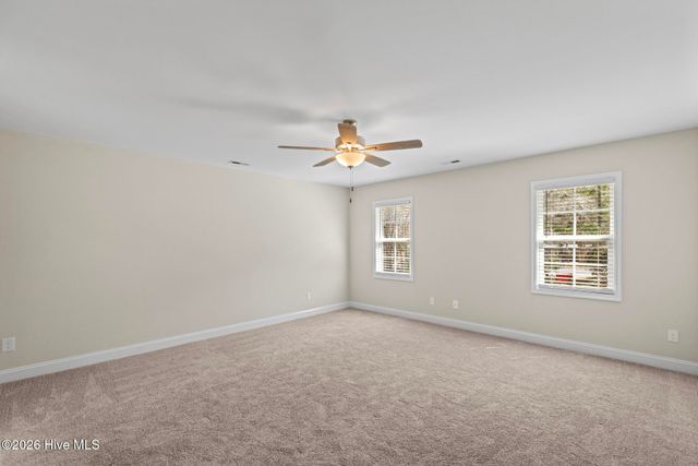 120 Rolling Water Lane, Swansboro, NC 28584