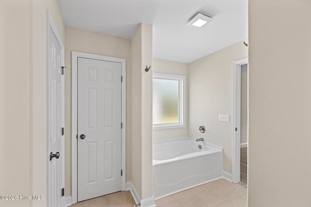 120 Rolling Water Lane, Swansboro, NC 28584