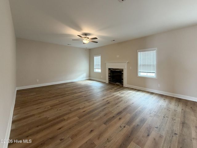 120 Rolling Water Lane, Swansboro, NC 28584