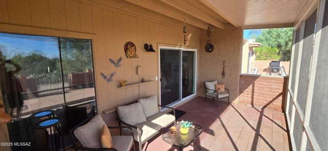444 W San Ignacio, Green Valley, AZ 85614