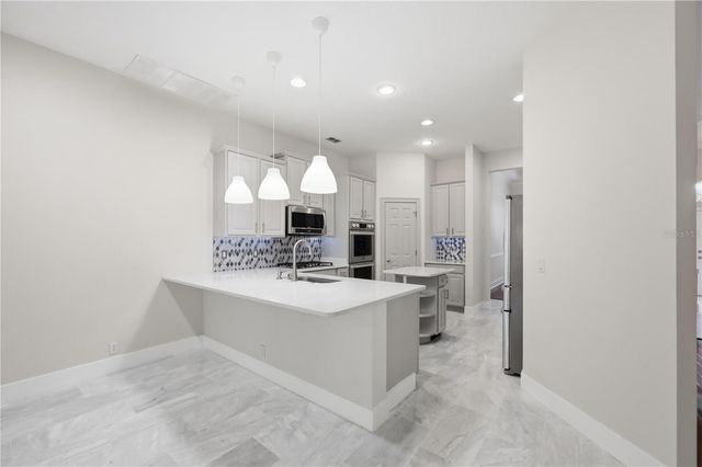 11536 CLAYMONT CIRCLE, Windermere, FL 34786