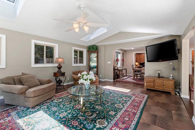 2447 PARKWOOD DRIVE, Green Bay, WI 54304