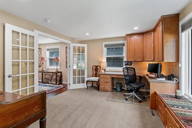 2447 PARKWOOD DRIVE, Green Bay, WI 54304