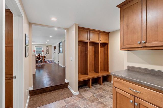 2447 PARKWOOD DRIVE, Green Bay, WI 54304