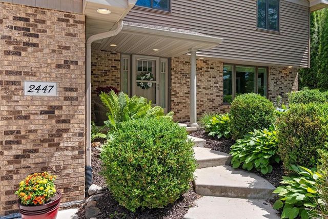 2447 PARKWOOD DRIVE, Green Bay, WI 54304