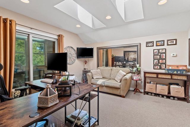 2447 PARKWOOD DRIVE, Green Bay, WI 54304