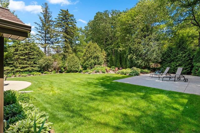 2447 PARKWOOD DRIVE, Green Bay, WI 54304