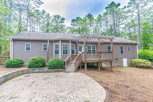 465 Crestview Road, Southern Pines, NC 28387