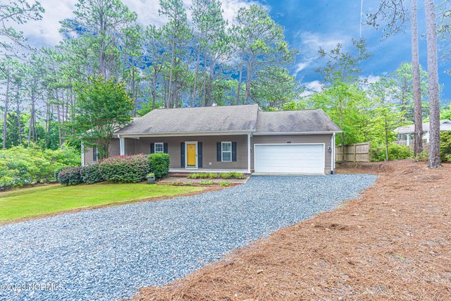 465 Crestview Road, Southern Pines, NC 28387