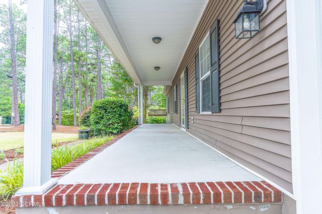 465 Crestview Road, Southern Pines, NC 28387