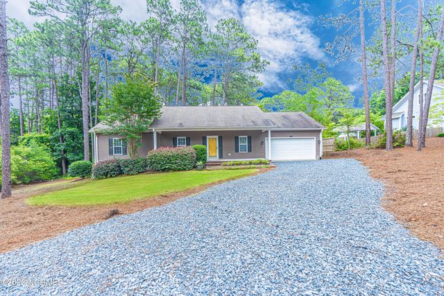 465 Crestview Road, Southern Pines, NC 28387