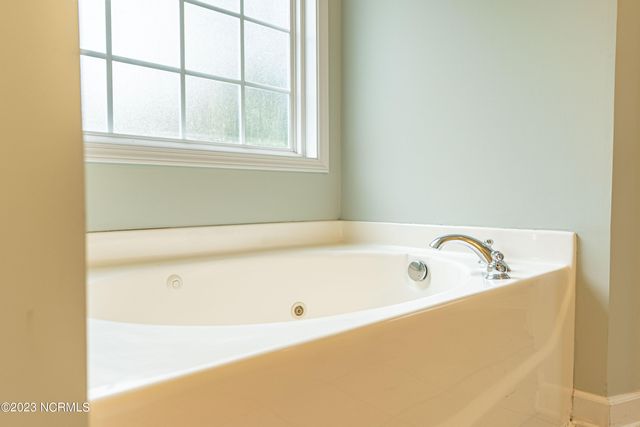 465 Crestview Road, Southern Pines, NC 28387