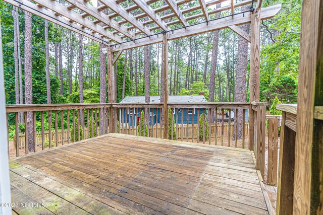 465 Crestview Road, Southern Pines, NC 28387