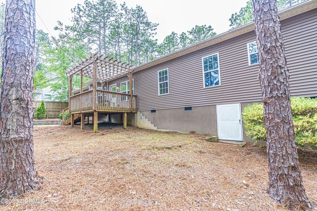 465 Crestview Road, Southern Pines, NC 28387