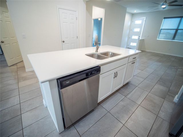 9175 LONGSHIP ALLEY, Orlando, FL 32832