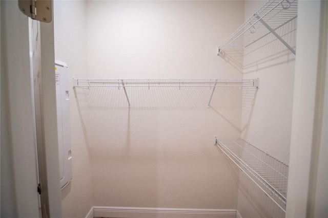 9175 LONGSHIP ALLEY, Orlando, FL 32832