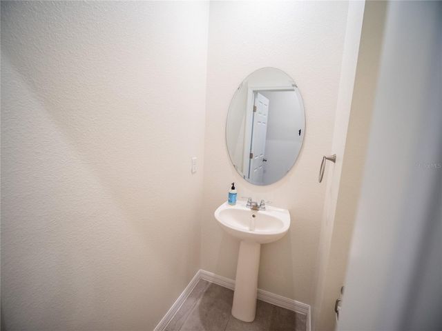 9175 LONGSHIP ALLEY, Orlando, FL 32832