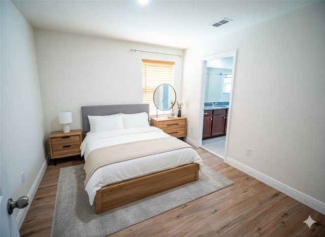 9175 LONGSHIP ALLEY, Orlando, FL 32832