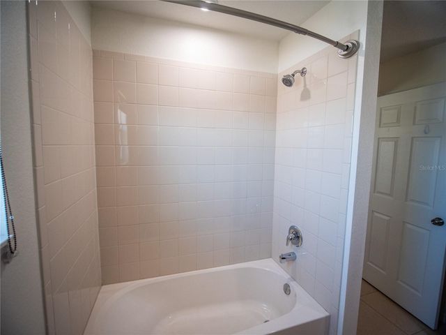 9175 LONGSHIP ALLEY, Orlando, FL 32832