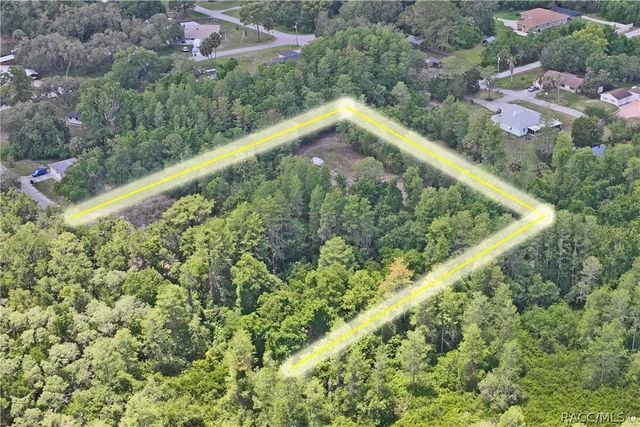 1020 N McGowan Avenue, Crystal River, FL 34429