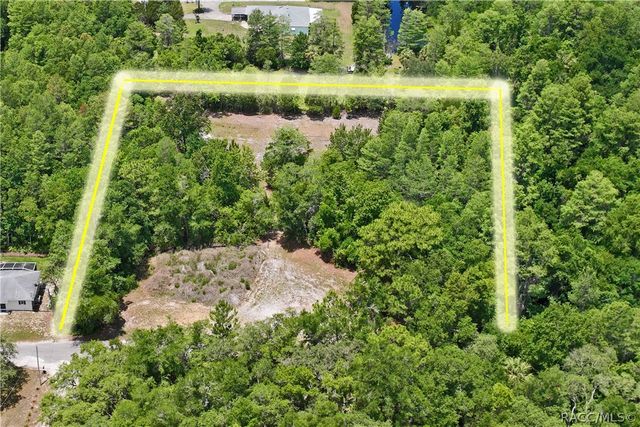 1020 N McGowan Avenue, Crystal River, FL 34429