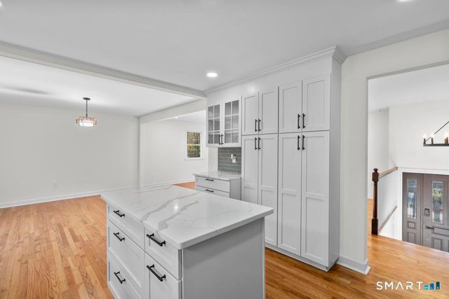 507 Little Meadow Road, Guilford, CT 06437