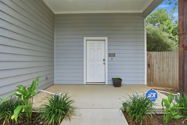 731 E Brown Street, Cleburne, TX 76031