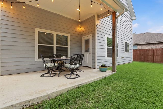 731 E Brown Street, Cleburne, TX 76031