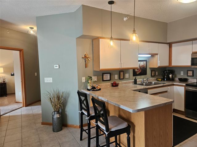 2665 Triple Crown Lane, Iowa City, IA 52240