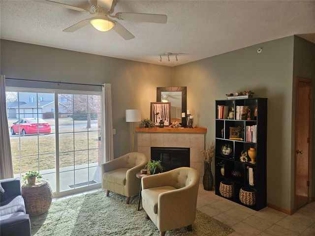 2665 Triple Crown Lane, Iowa City, IA 52240