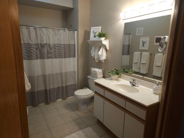 2665 Triple Crown Lane, Iowa City, IA 52240