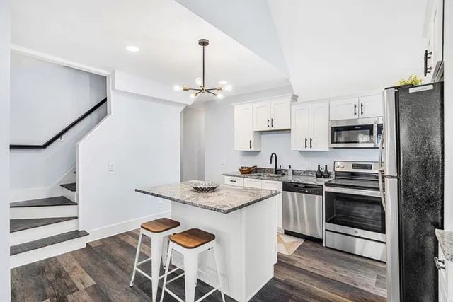 48 Sever St 2A, Worcester, MA 01609