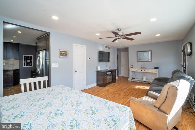 206 CHEDDINGTON RD, Linthicum Heights, MD 21090