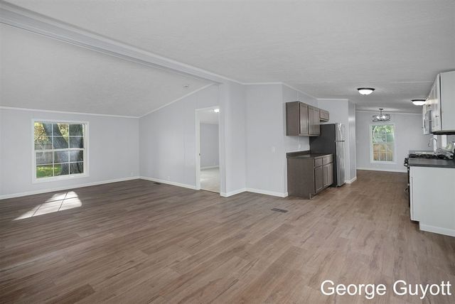 7146 Lakeview Avenue, South Haven, MI 49090