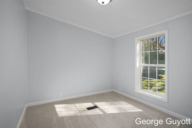 7146 Lakeview Avenue, South Haven, MI 49090