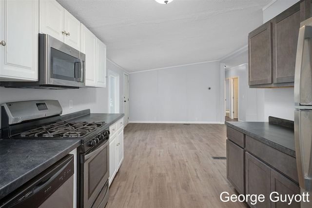 7146 Lakeview Avenue, South Haven, MI 49090