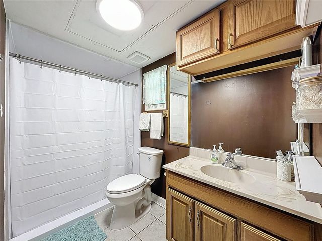 3213 56TH WAY N, St Petersburg, FL 33710