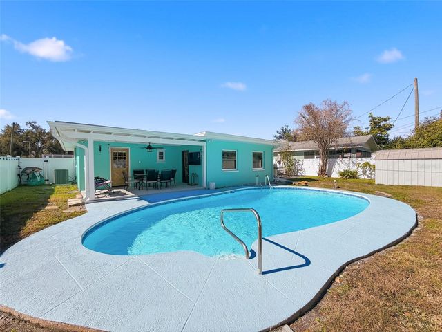 3213 56TH WAY N, St Petersburg, FL 33710