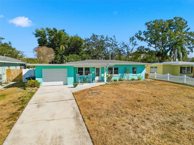 3213 56TH WAY N, St Petersburg, FL 33710