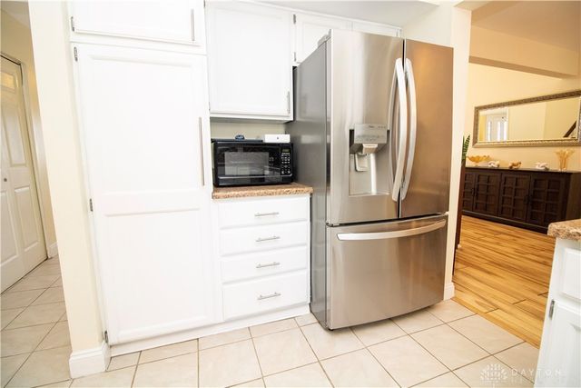 6978 Charlesgate Road, Dayton, OH 45424