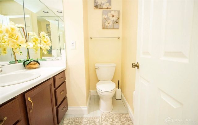 6978 Charlesgate Road, Dayton, OH 45424